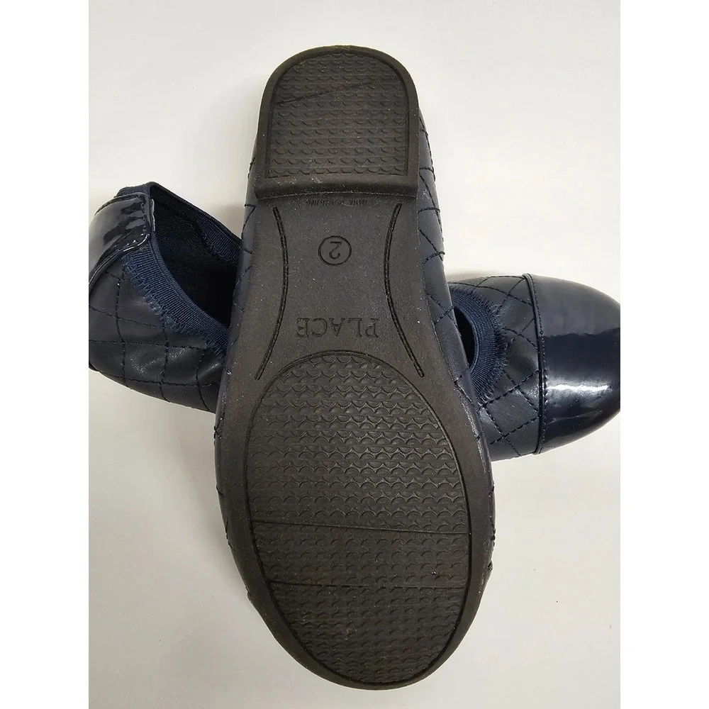 Children's Place Navy Blue ballet flats size 2 in excellent condition